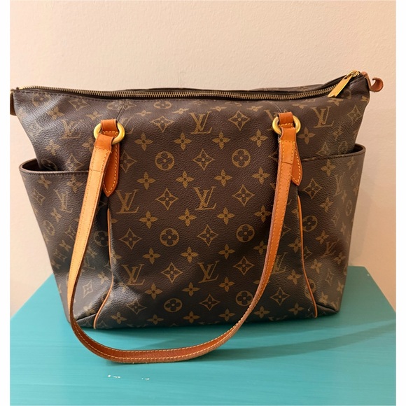 EXCELLENT Condition Louis Vuitton Monogram Totally MM - Picture 8 of 12